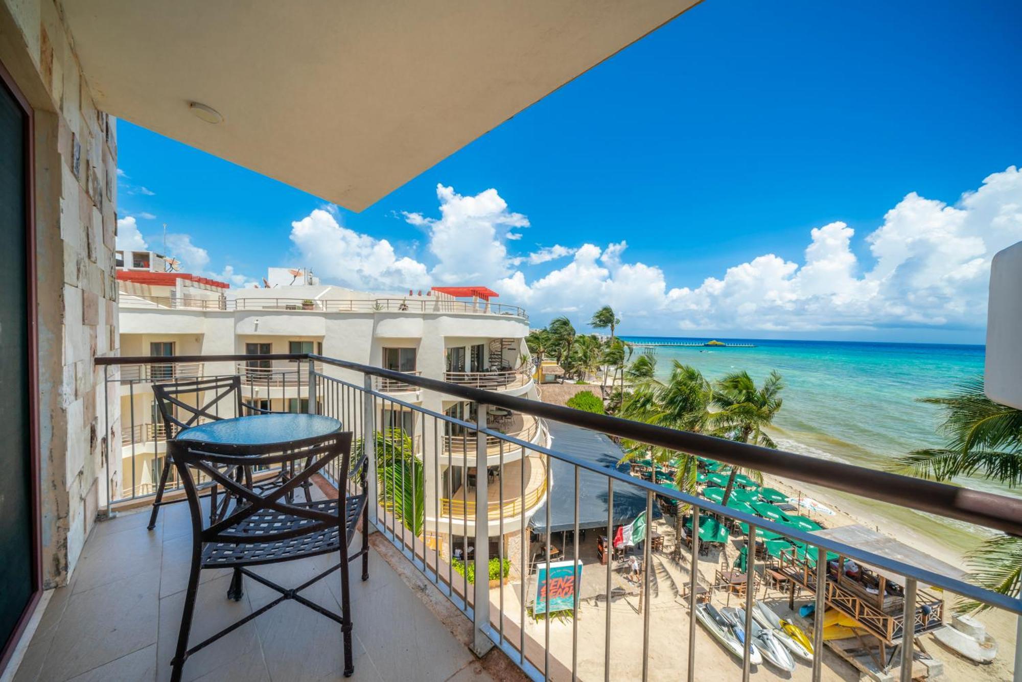 Beachfront 1 Bedroom Condo - El Faro, Surf 407 Playa del Carmen Eksteriør billede
